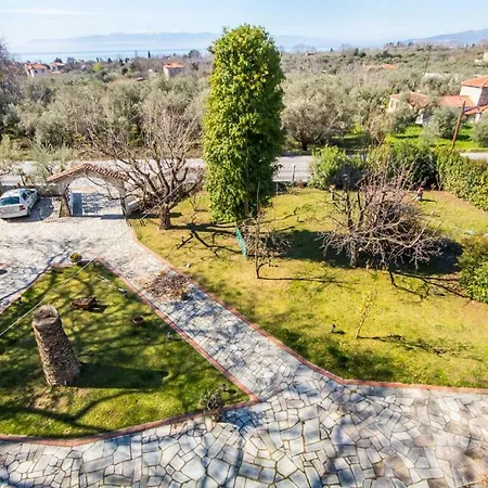 Lila House בית נופש *