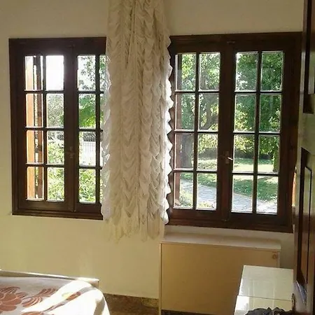 Lila House