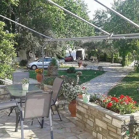 Lila House בית נופש Platanidia