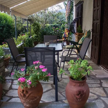 בית נופש Lila House Platanidia