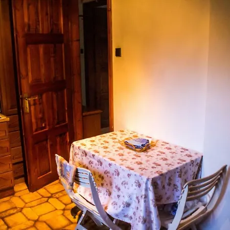 בית נופש Lila House *